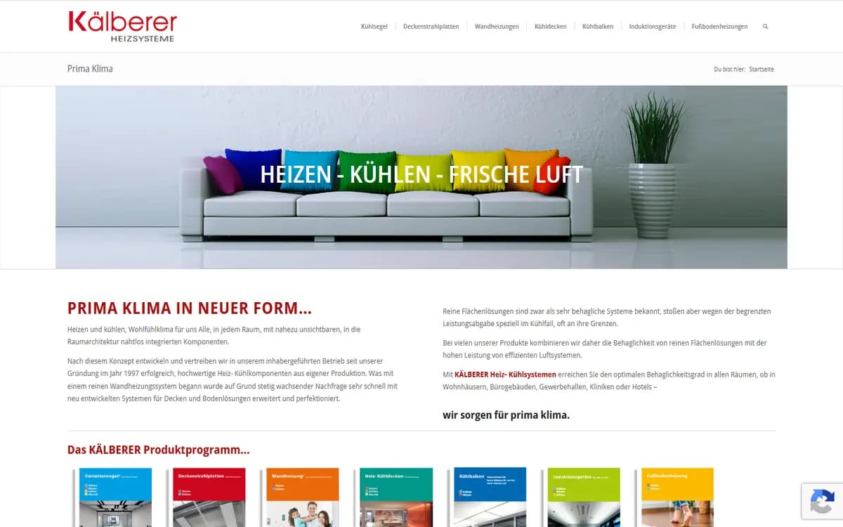 Startseite von Kälberer Heizsysteme mit Sofa unter farbigen Kühlsegeln und dem Claim Heizen, Kühlen, frische Luft